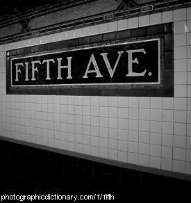 Photo of a sign that says Fifth Ave