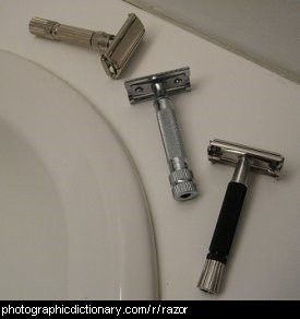 Photo of a shaving razor