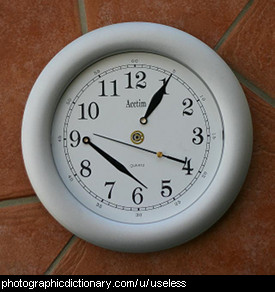 Photo of a broken clock