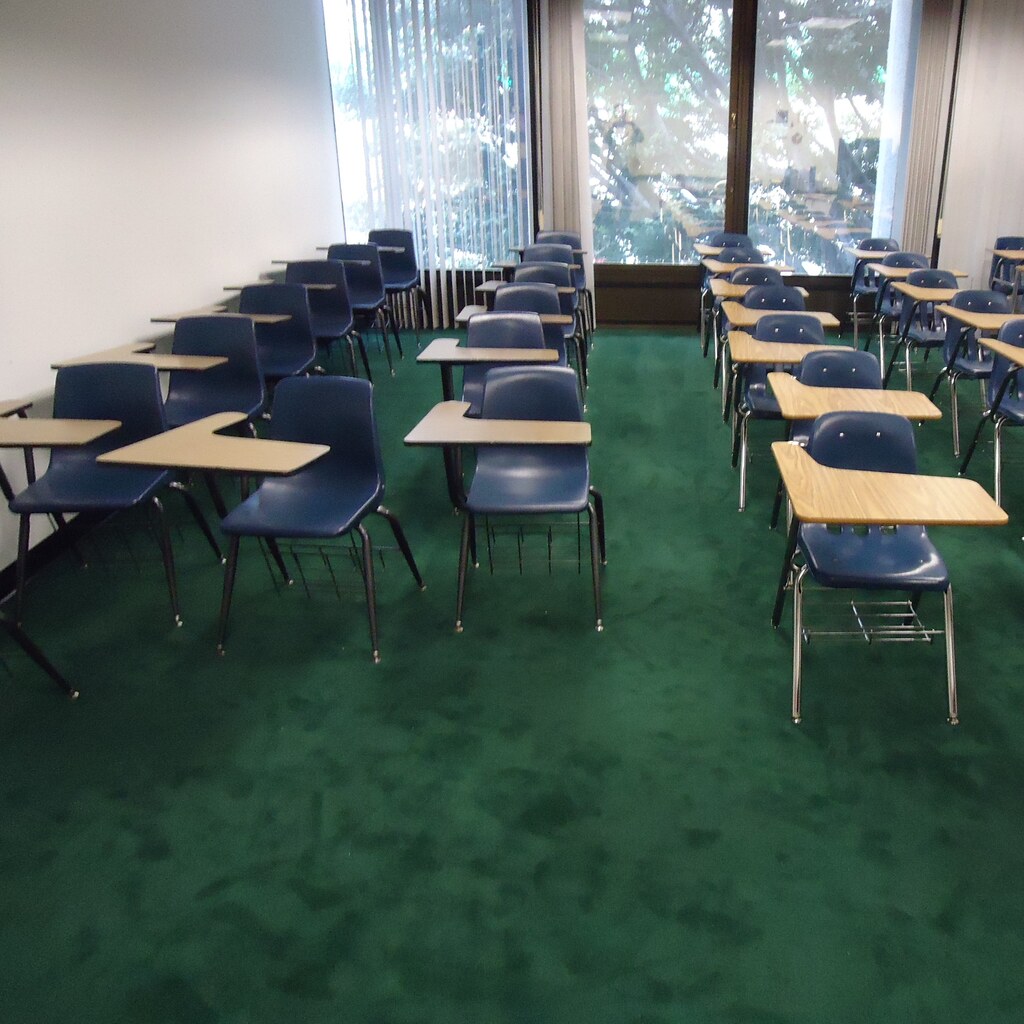 Photo of an empty classroom