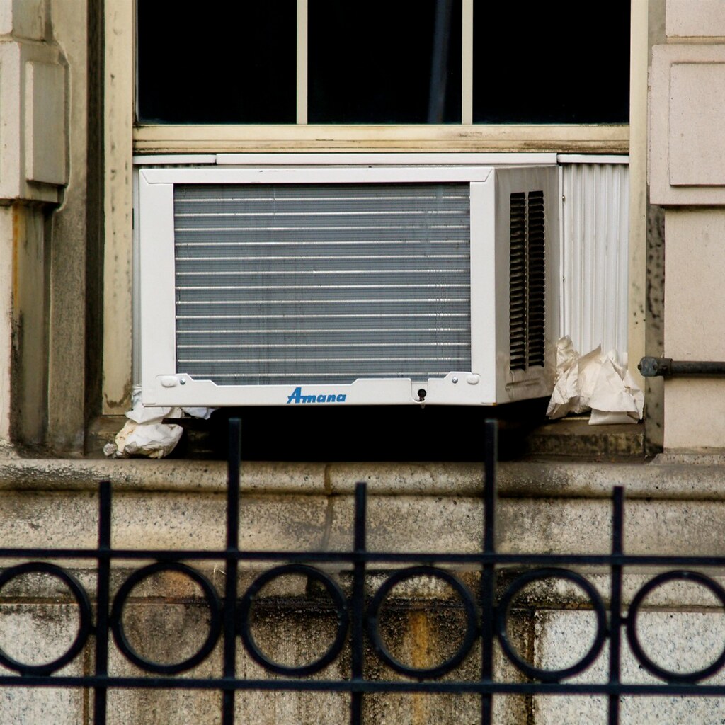 Photo of a window airconditioner