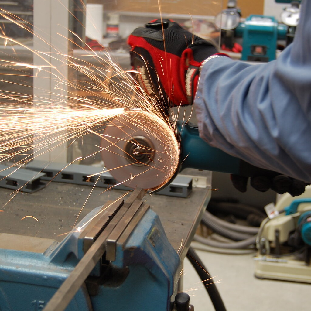 Photo of an angle grinder