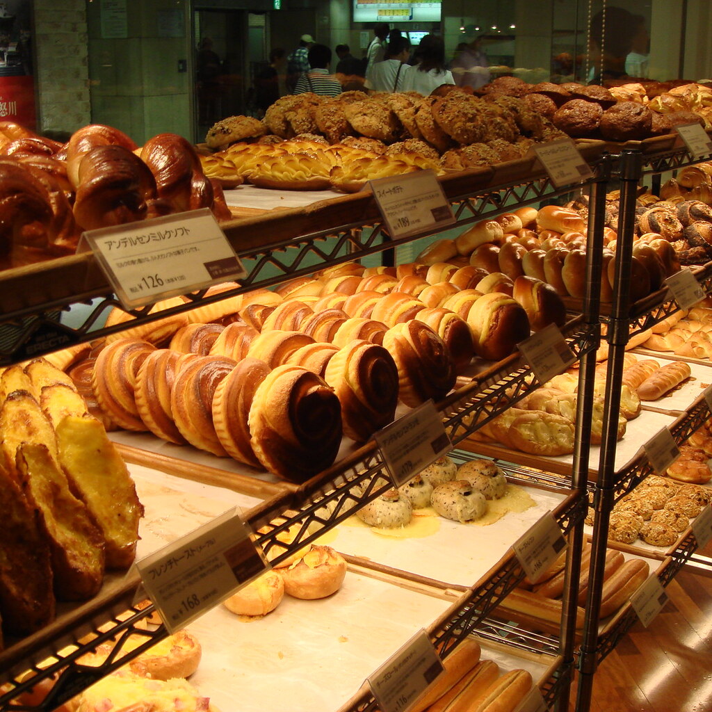 Photo of the inside of a bakery