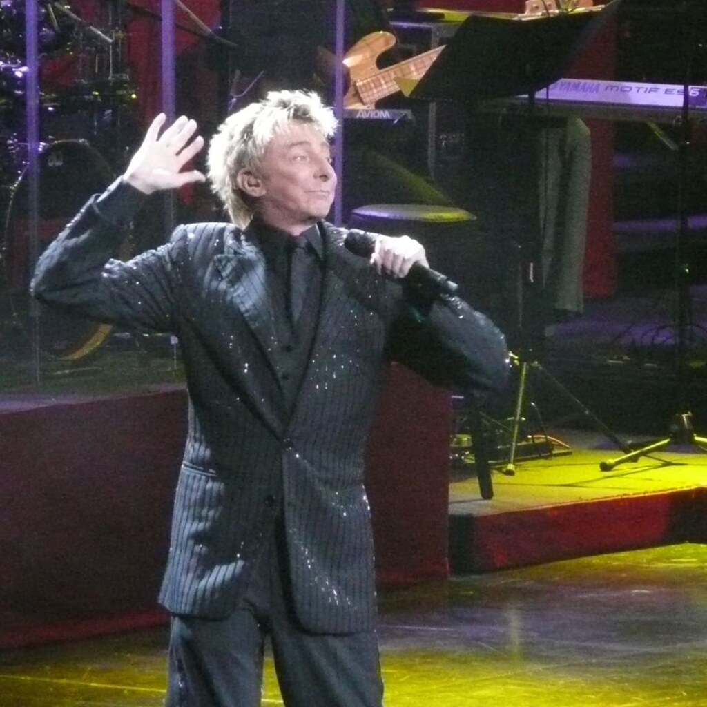 Photo of Barry Manilow