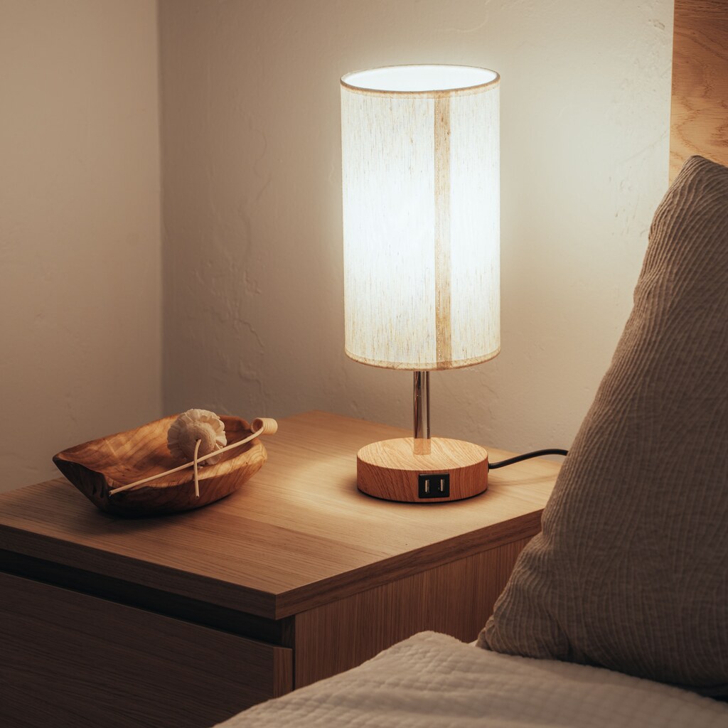 A photo of table lamp