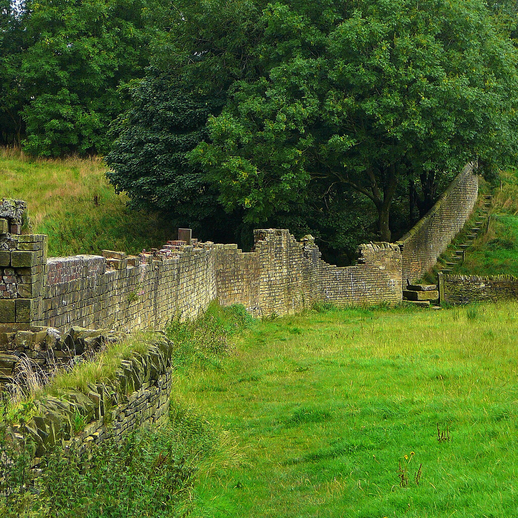 Photo of a boundary wall