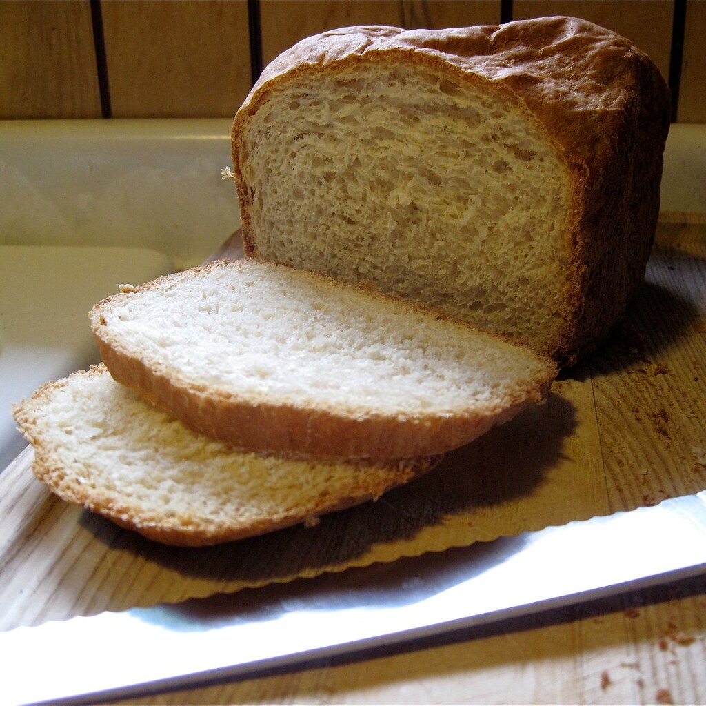 Photo of sliced bread