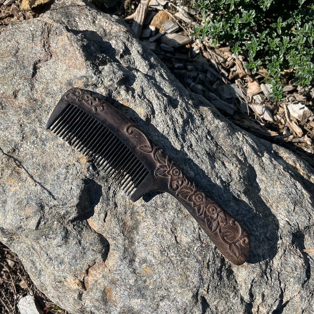 Photo of a comb