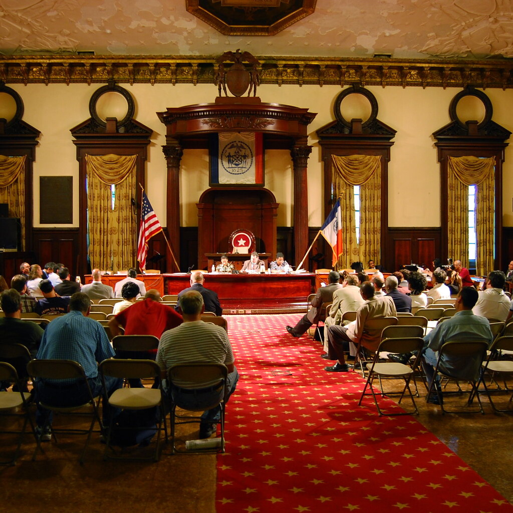 Photo of a courtroom