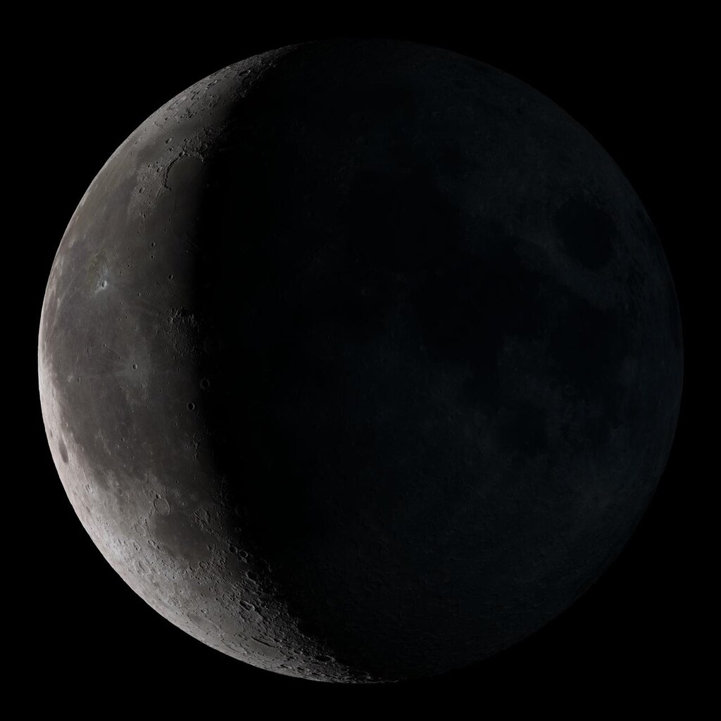 Photo of a crescent moon