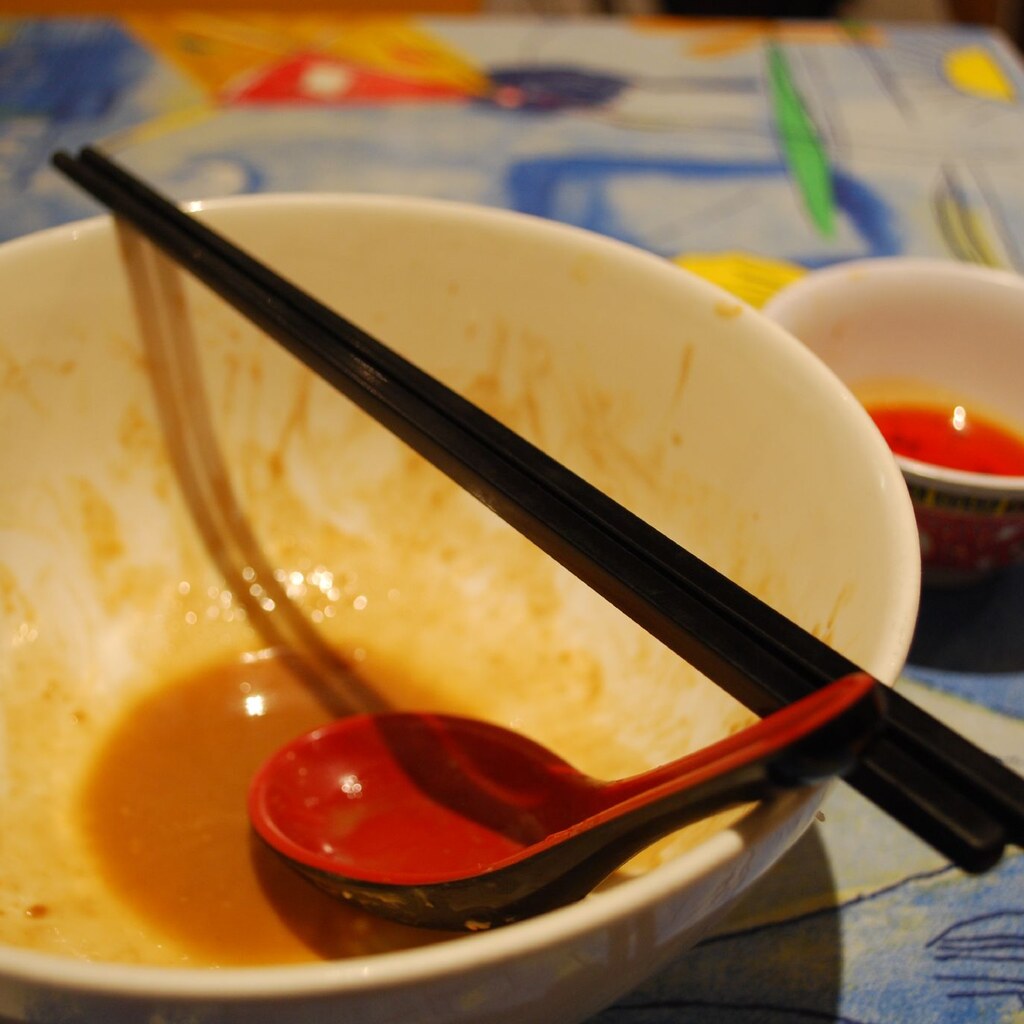 Photo of an empty bowl