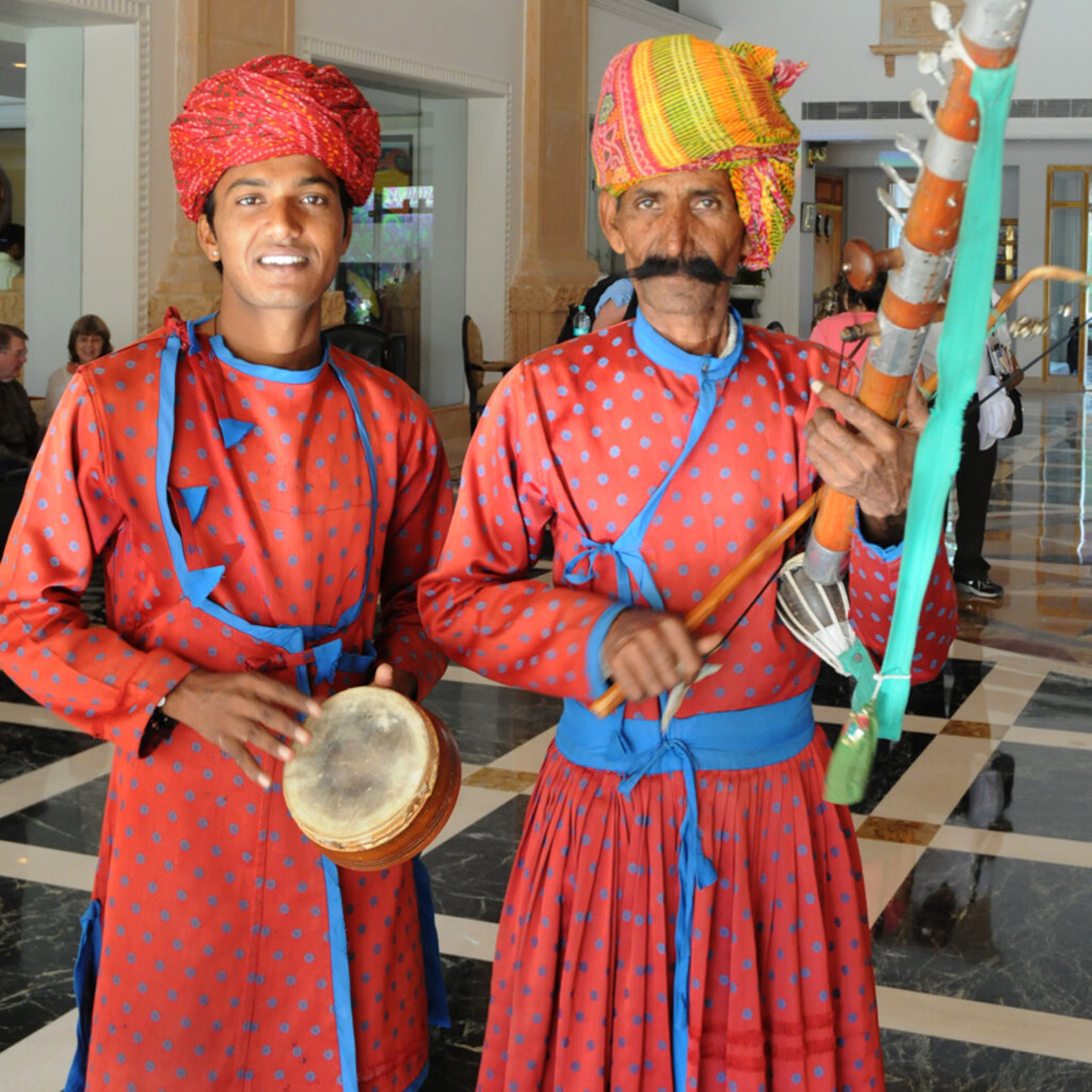 Photo of folk singers