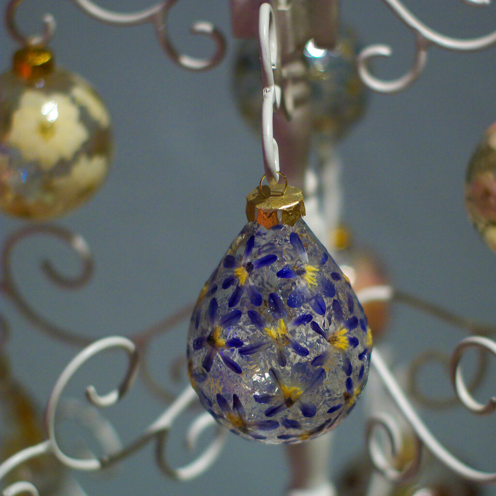 Photo of a fragile ornament