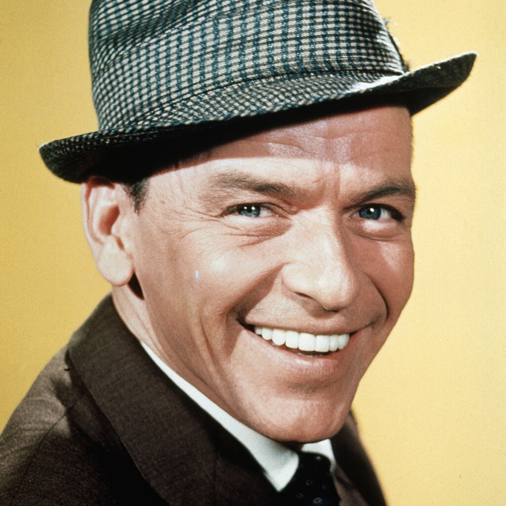 Photo of singer Frank Sinatra.
