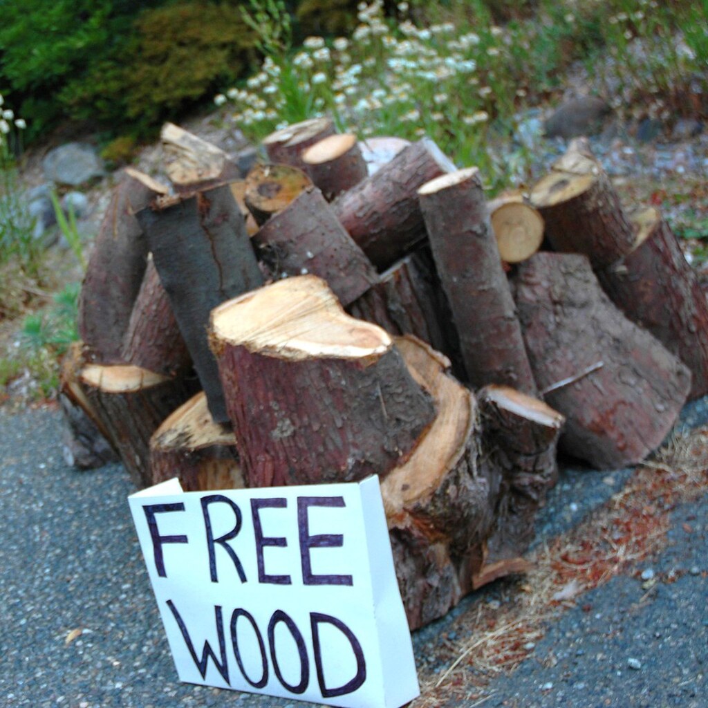 Photo of free wood