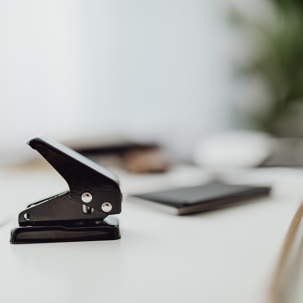 A photo of a hole punch