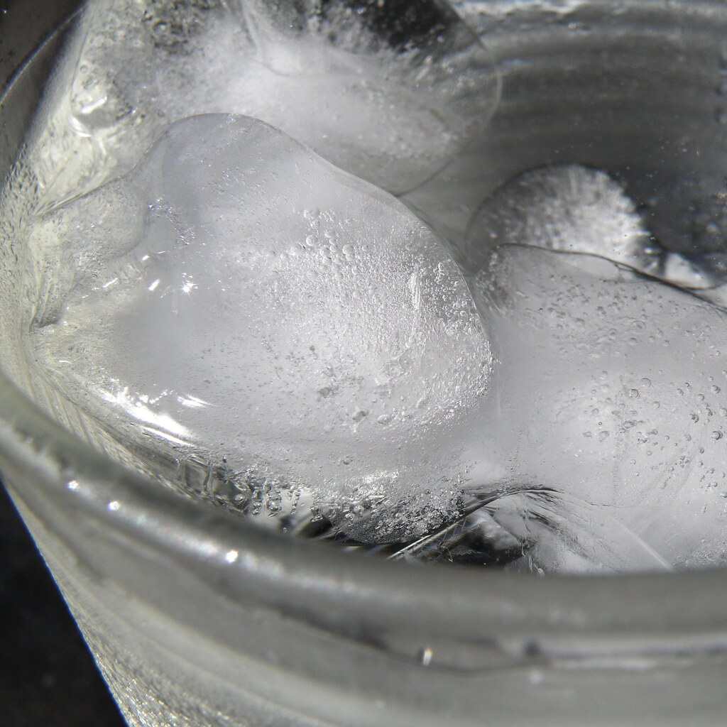 Photo of ice cubes.