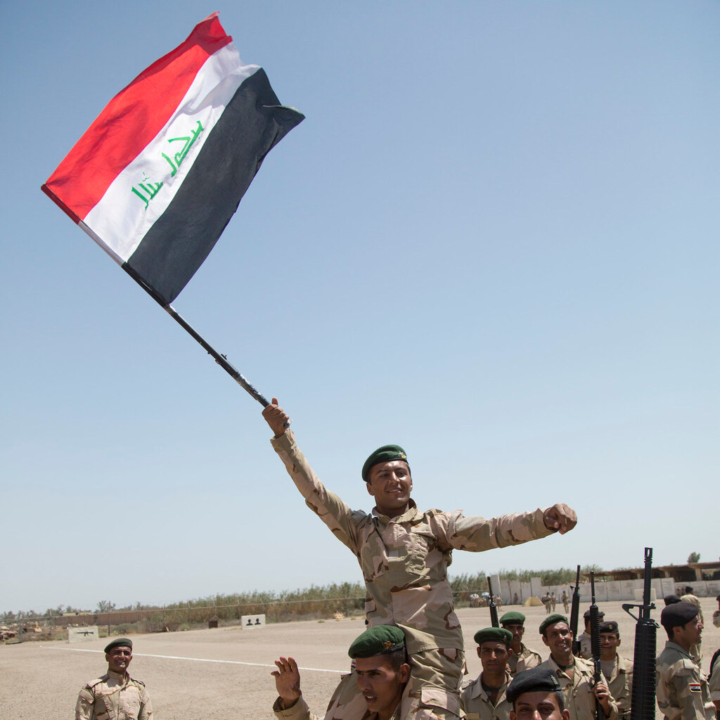 Photo of the Iraqi flag