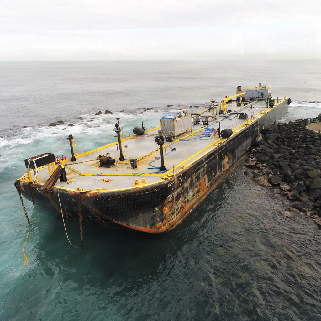 Photo of a grounded vessel