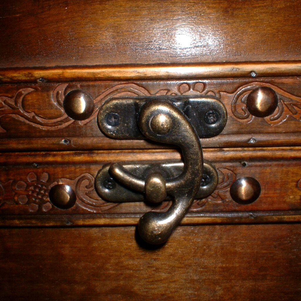 Photo of an old latch
