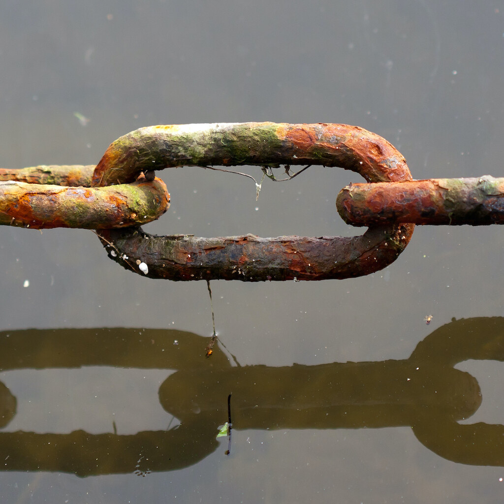 Photo of a chain link