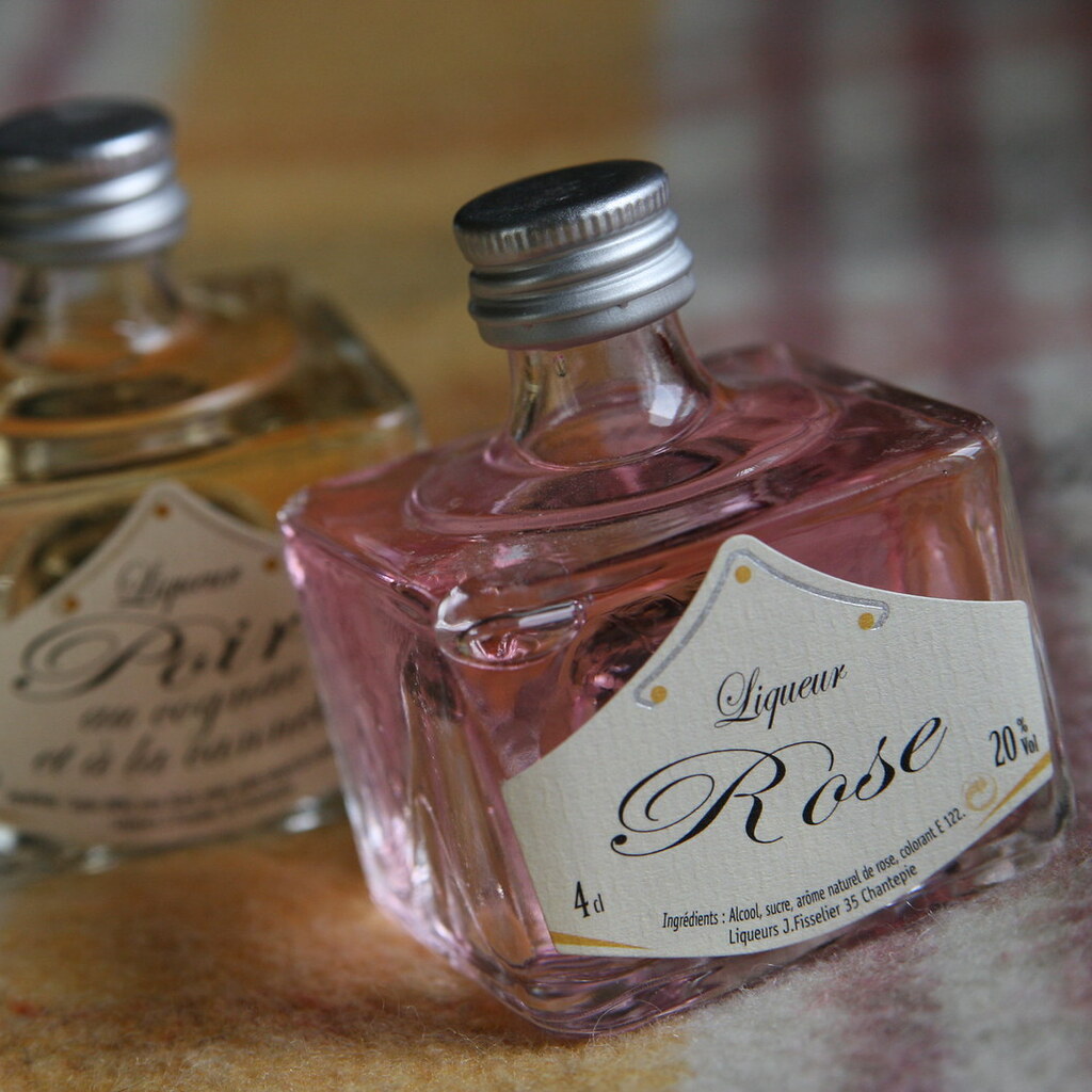 Photo of two liqueur bottles