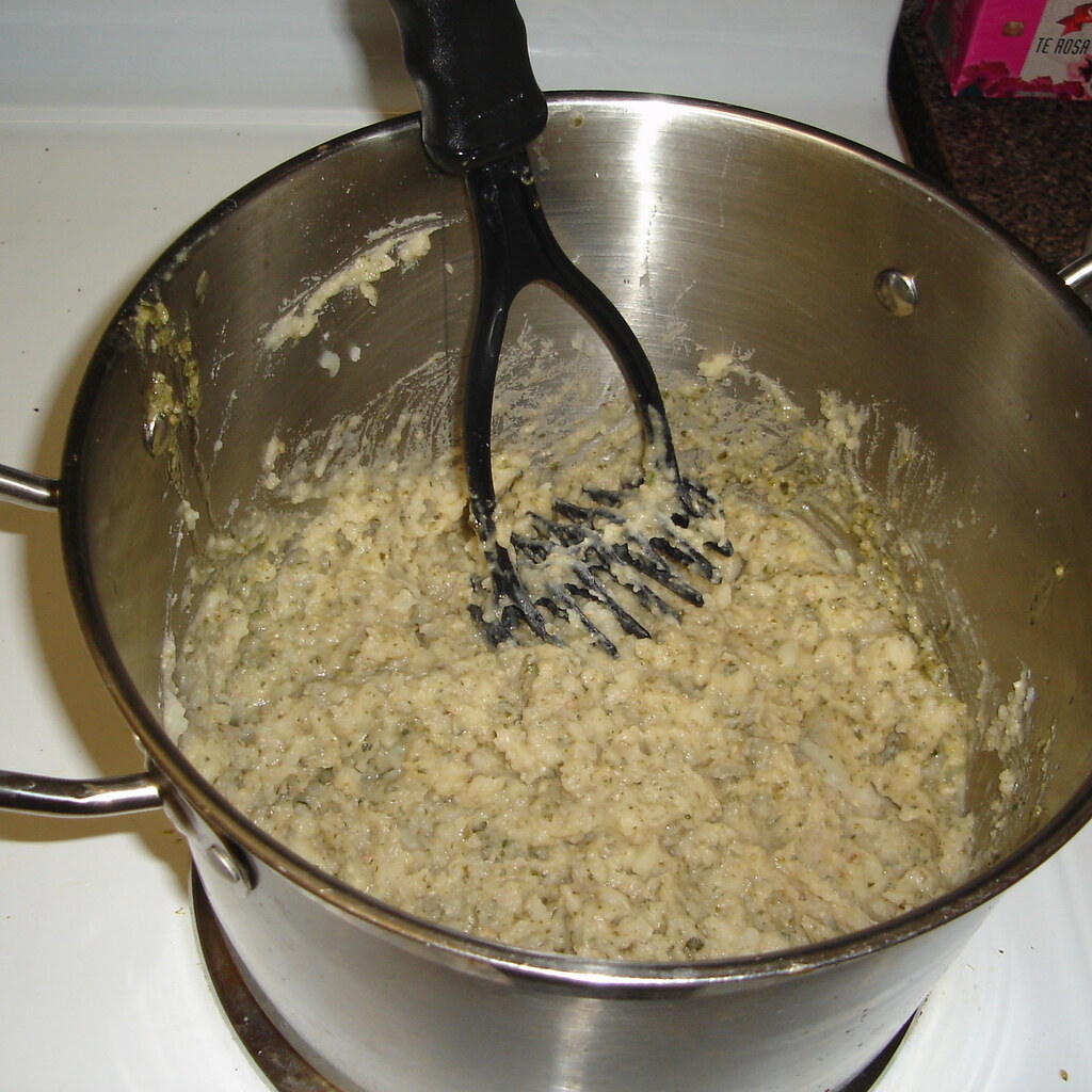 Photo of some mashed potato.