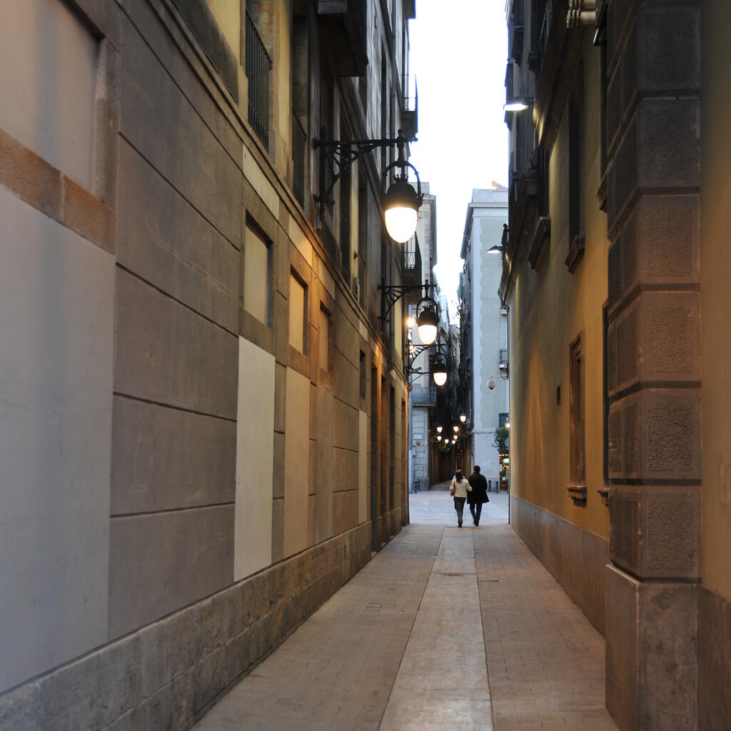 Photo of a narrow street