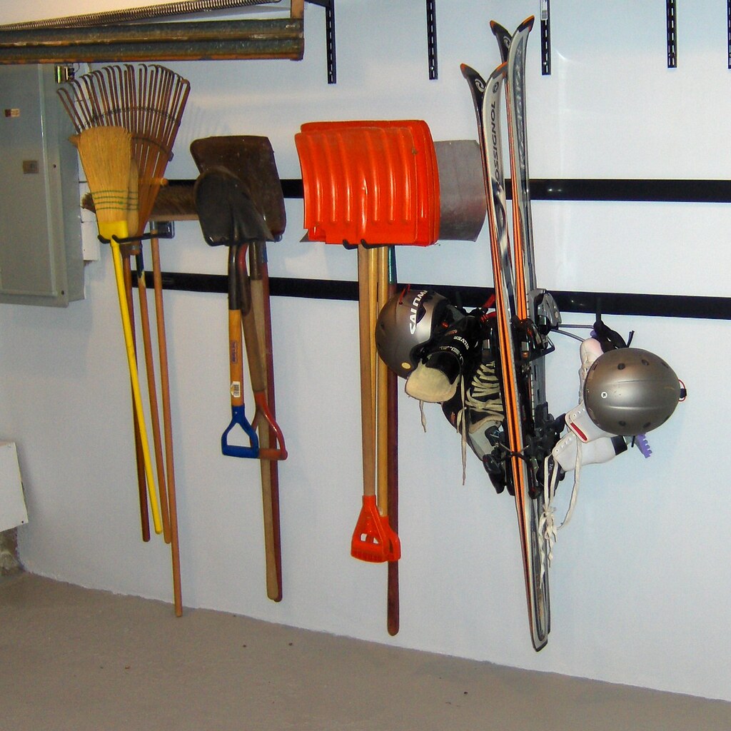 Photo of a neat garage