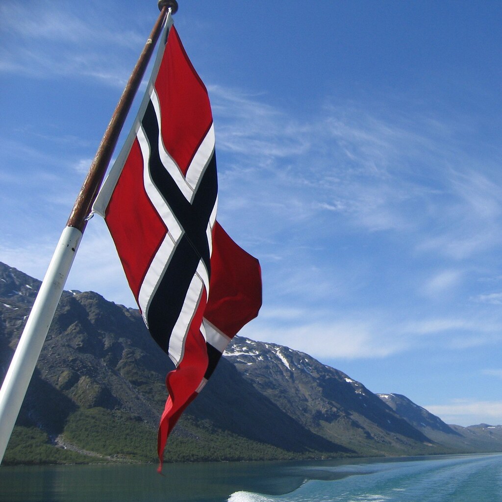 Photo of the Norwegian flag