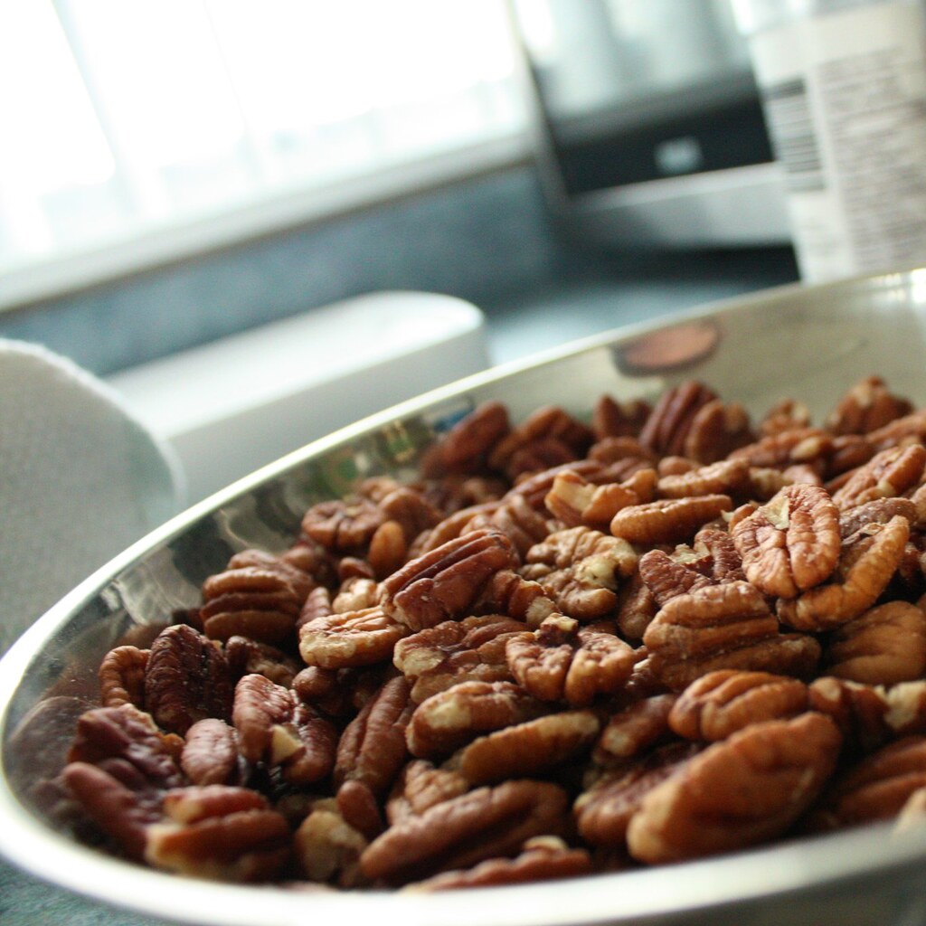 Photo of caramelised pecans