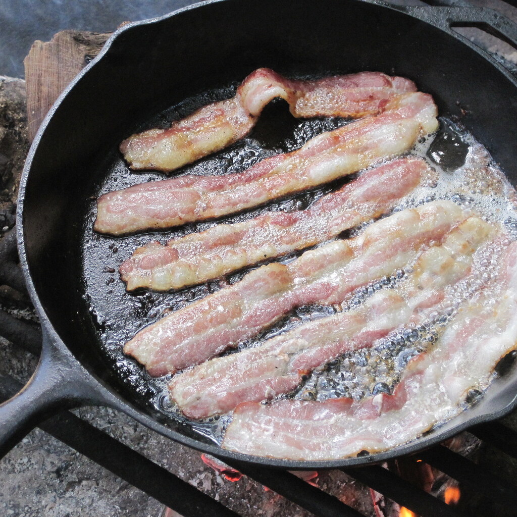 Photo of bacon rashers