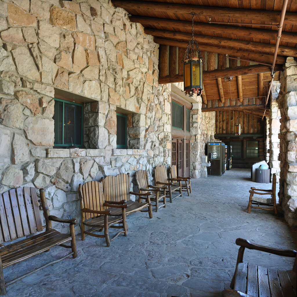 Photo of a rustic house