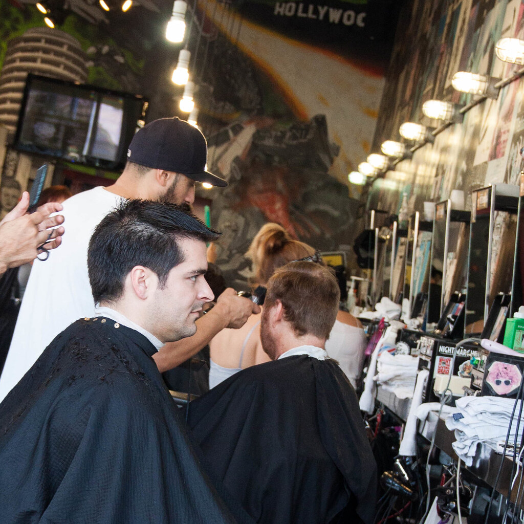 Salon.
