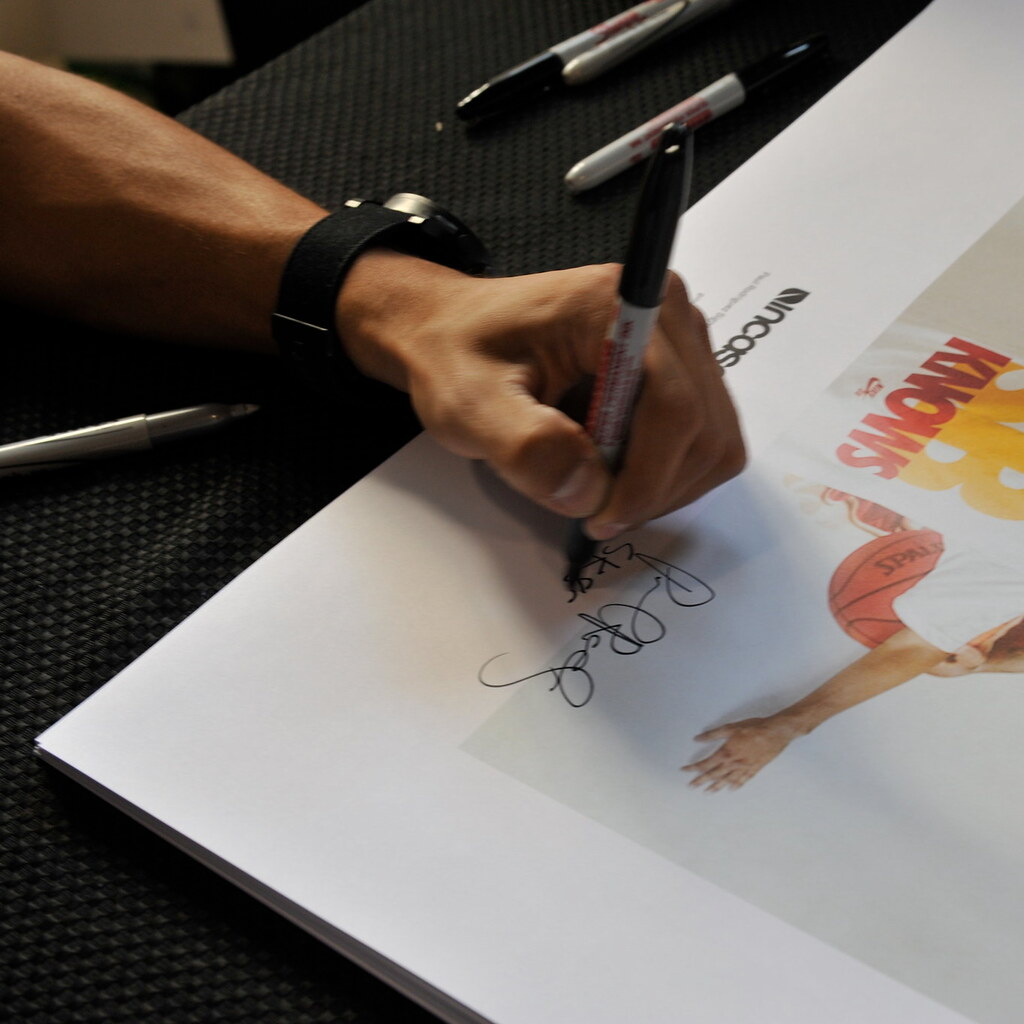 Photo of a signed note