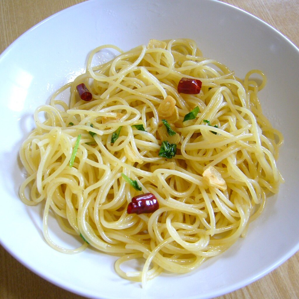 Photo of a bowl of spaghetti
