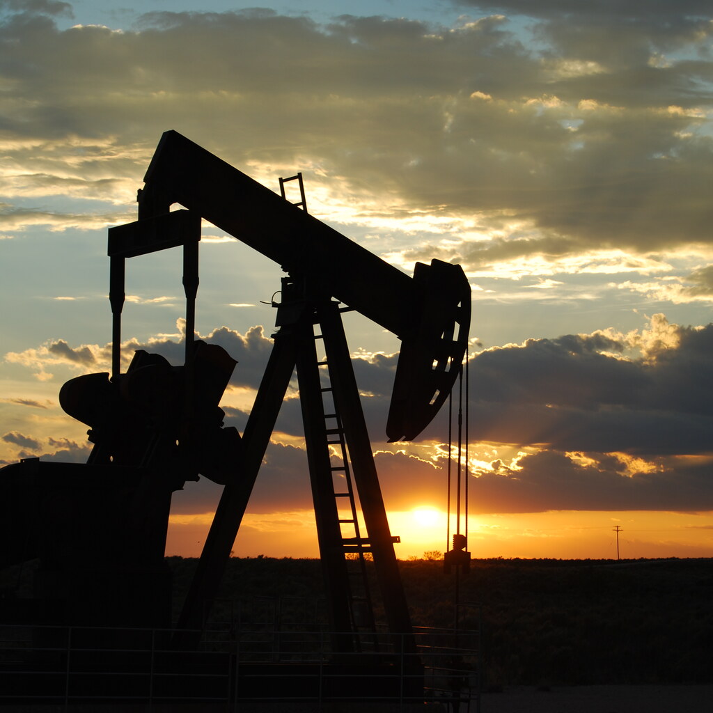 Photo of an oil pump in Texas