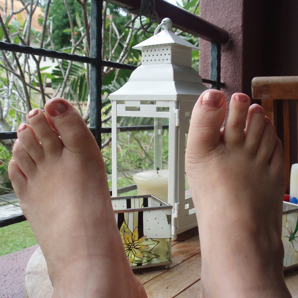 Photo of toenails