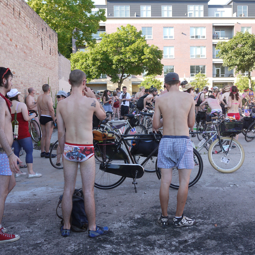 Photo of undressed people