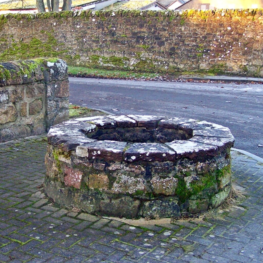 Photo of a stone well